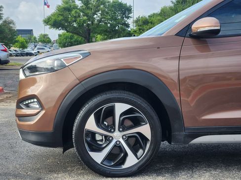 Used 2017 Hyundai Tucson Sport FWD image 8