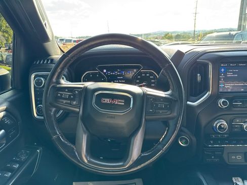 Used 2022 GMC Sierra 2500 AT4 w/ AT4 Premium Plus Package AWD/4WD image 19