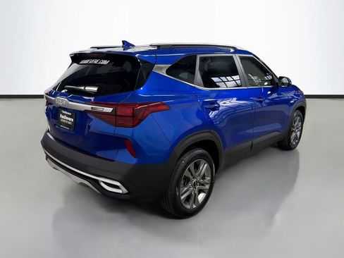 Used 2023 Kia Seltos S AWD/4WD image 10
