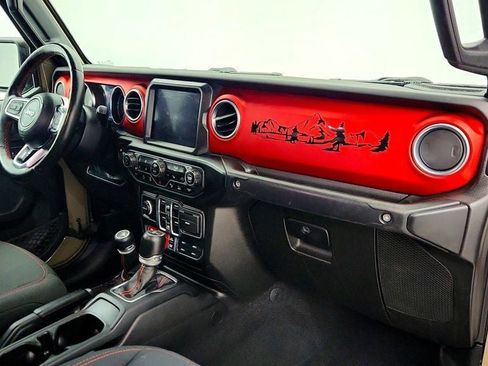 Used 2020 Jeep Gladiator Rubicon image 26