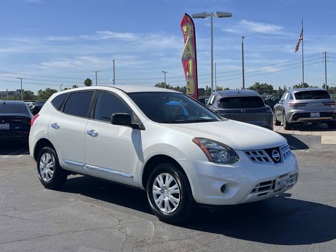 Used 2015 Nissan Rogue S FWD image 21