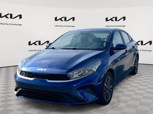 Used 2023 Kia Forte LXS FWD image 1