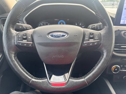 Used 2020 Ford Escape SEL FWD image 17