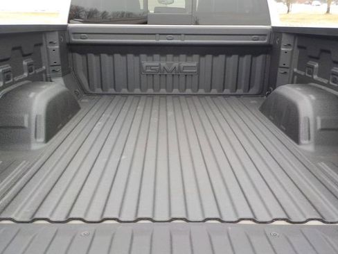 New 2026 GMC Sierra 1500 AT4X AWD/4WD image 6