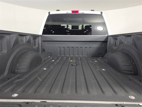 Certified 2024 Ford F250 Platinum w/ Tremor Off-Road Package image 10