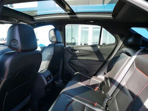 Used 2023 Chevrolet Equinox RS w/ RS Leather Package AWD/4WD image 8