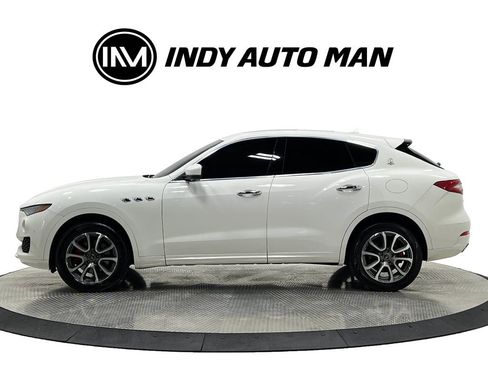 Used 2020 Maserati Levante Base image 8