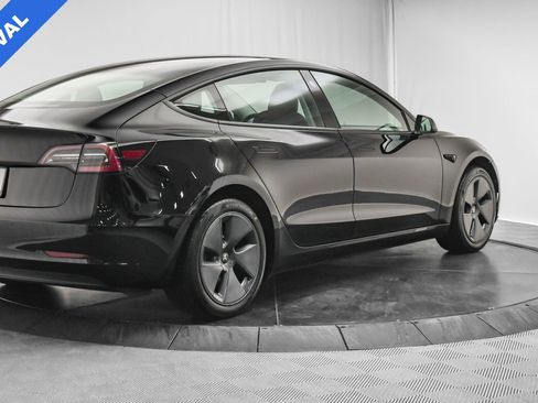 Used 2022 Tesla Model 3 image 10