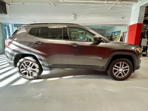 Used 2020 Jeep Compass Latitude AWD/4WD image 33