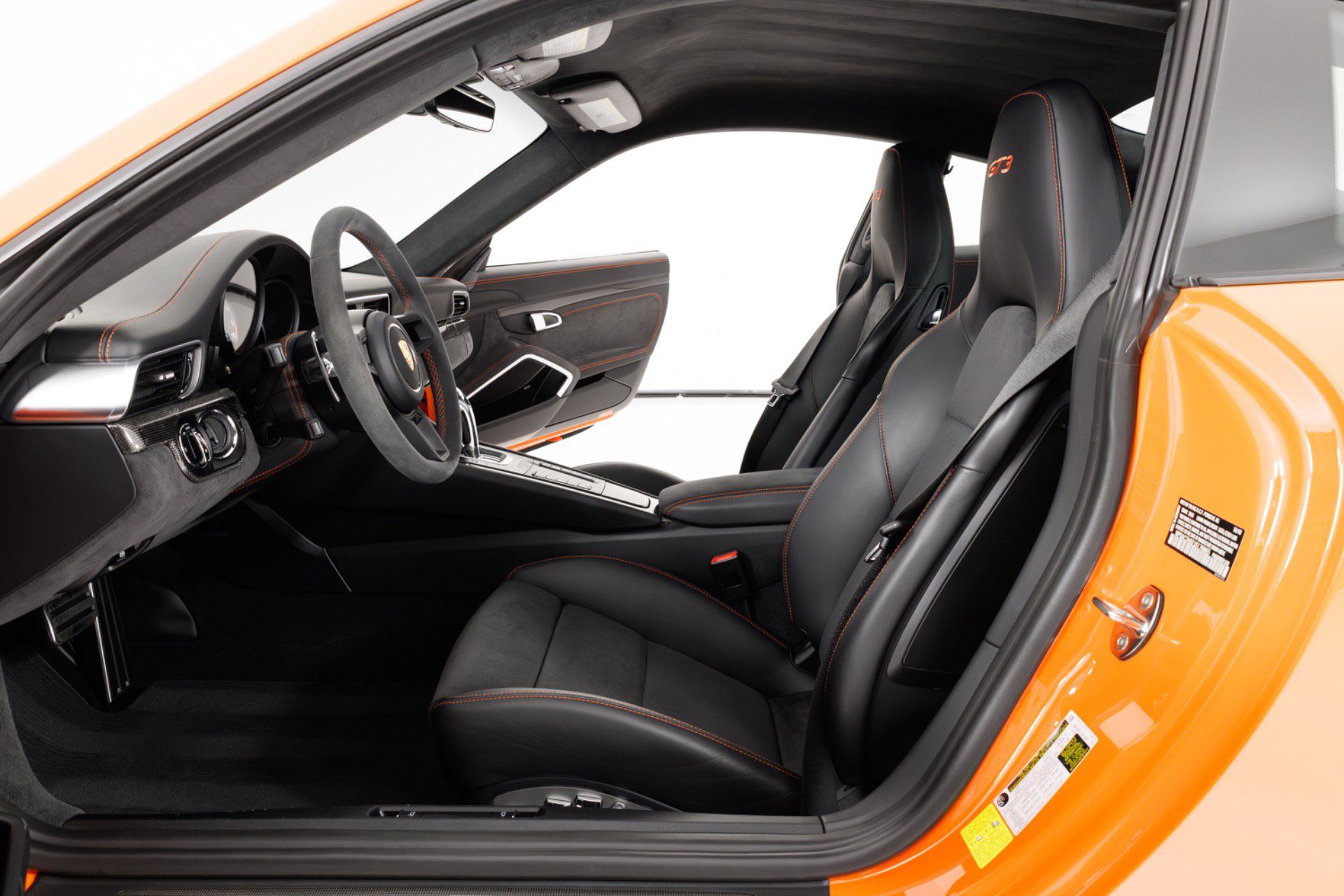 Used 2018 Porsche 911 GT3 RWD image 15