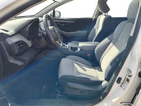 Used 2023 Subaru Outback Premium image 9