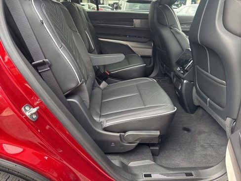 New 2026 Cadillac Vistiq Platinum image 24