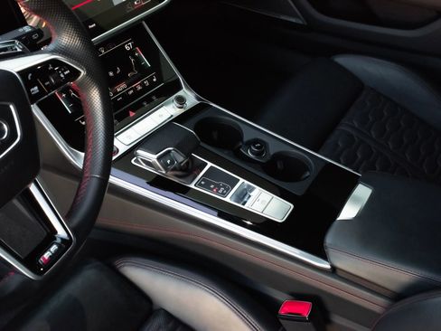 Used 2021 Audi RS 6 image 30