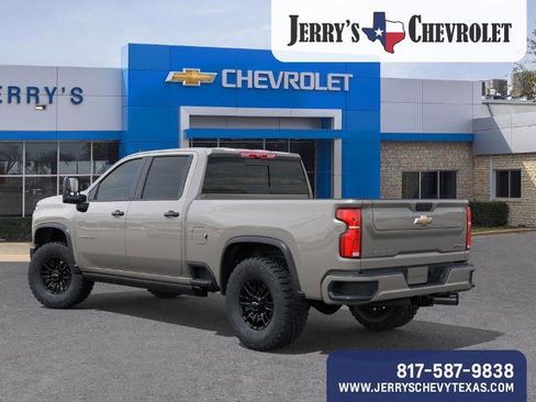 New 2026 Chevrolet Silverado 2500 ZR2 AWD/4WD image 4