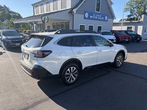 Used 2021 Subaru Outback Premium AWD/4WD image 6