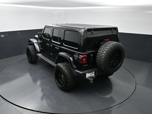 Used 2021 Jeep Wrangler Unlimited Sahara w/ Cold Weather Group AWD/4WD image 15
