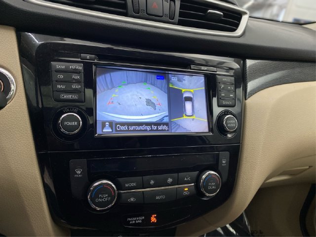 Used 2016 Nissan Rogue SL w/ SL Premium Package AWD/4WD image 32