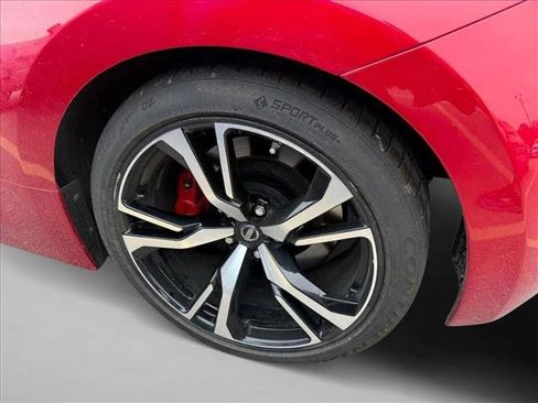 Used 2018 Nissan 370Z Touring Sport RWD image 8