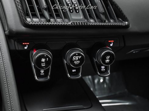 Used 2018 Audi R8 V10 plus image 15