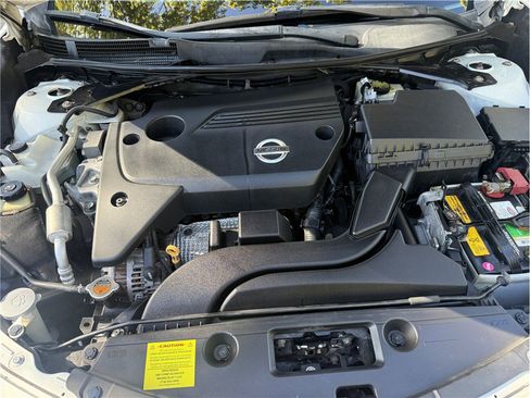 Used 2013 Nissan Altima 2.5 SV w/ 2.5SV Convenience Pkg FWD image 14