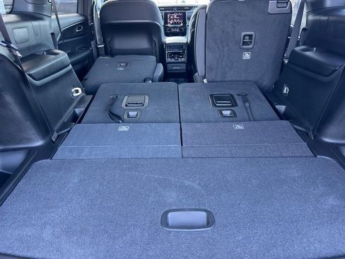 New 2025 Jeep Grand Cherokee L Laredo w/ Trailer Tow Package image 17