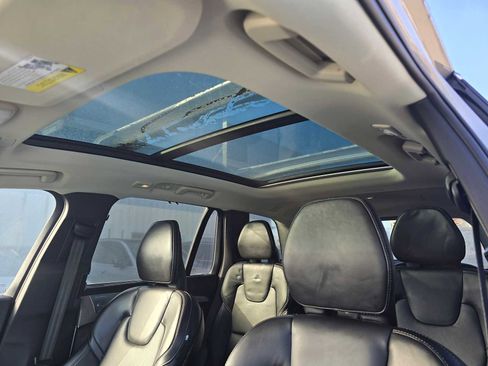 Certified 2023 Volvo XC90 T8 Ultimate image 24