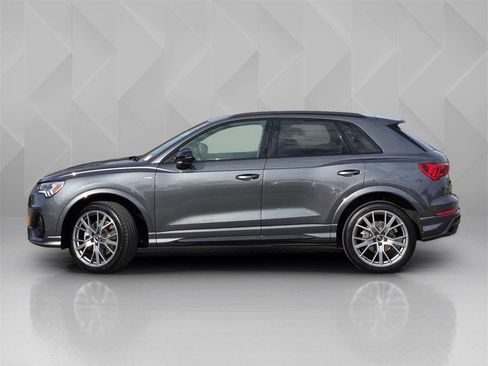 Used 2025 Audi Q3 2.0T Premium Plus w/ Premium Plus Package image 3