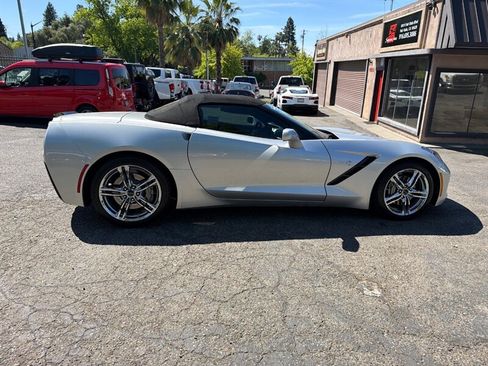 Used 2016 Chevrolet Corvette Stingray Convertible w/ 2LT Preferred Equipment Group RWD image 6