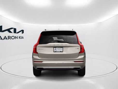 Used 2016 Volvo XC90 T6 Momentum w/ Momentum Plus Package AWD/4WD image 5