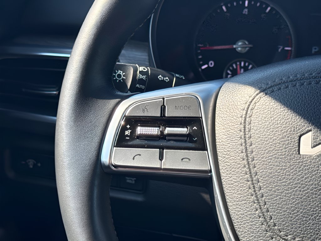 Used 2022 Kia Telluride EX w/ EX Premium Package AWD/4WD image 14