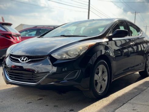Used 2013 Hyundai Elantra GLS FWD image 5