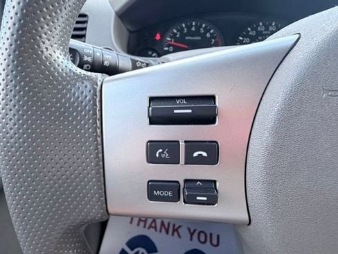 Certified 2020 Nissan Frontier SV RWD image 10