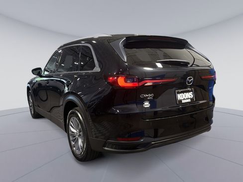 Used 2024 MAZDA CX-90 Plug-In Hybrid w/ Preferred AWD/4WD image 4