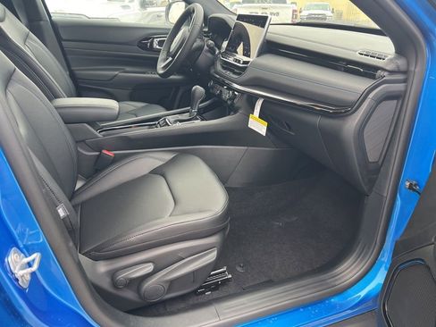 New 2026 Jeep Compass Limited image 11