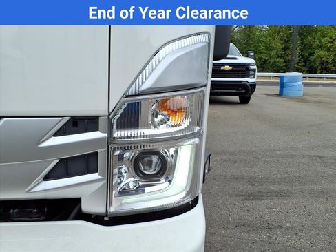 New 2025 Chevrolet Low Cab Forward image 27