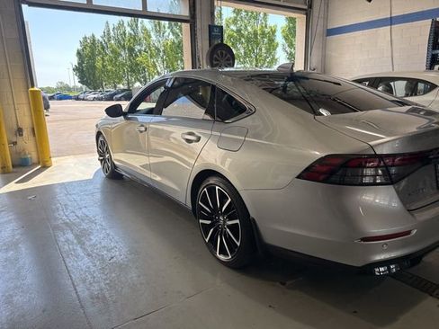Used 2024 Honda Accord Touring image 13