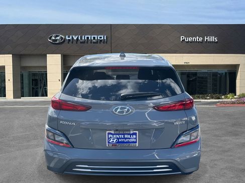 Certified 2023 Hyundai Kona SE w/ Cargo Package image 5