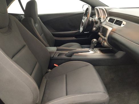 Used 2015 Chevrolet Camaro LT RWD image 21