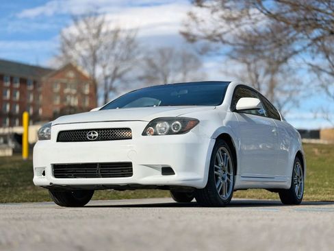 Used 2010 Scion tC FWD image 30