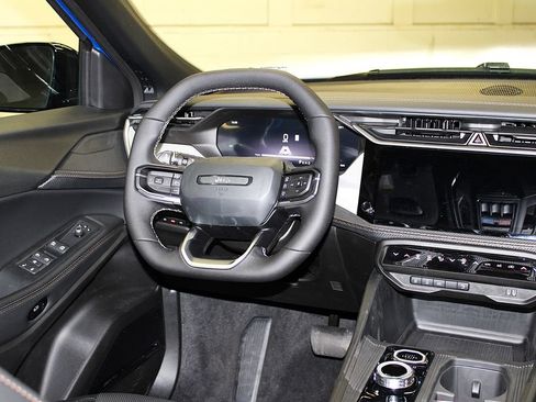 New 2026 Jeep Cherokee Limited AWD/4WD image 13