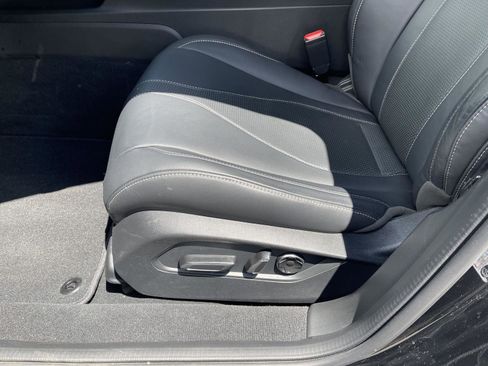 Used 2025 Acura TLX w/ Technology Package FWD image 3