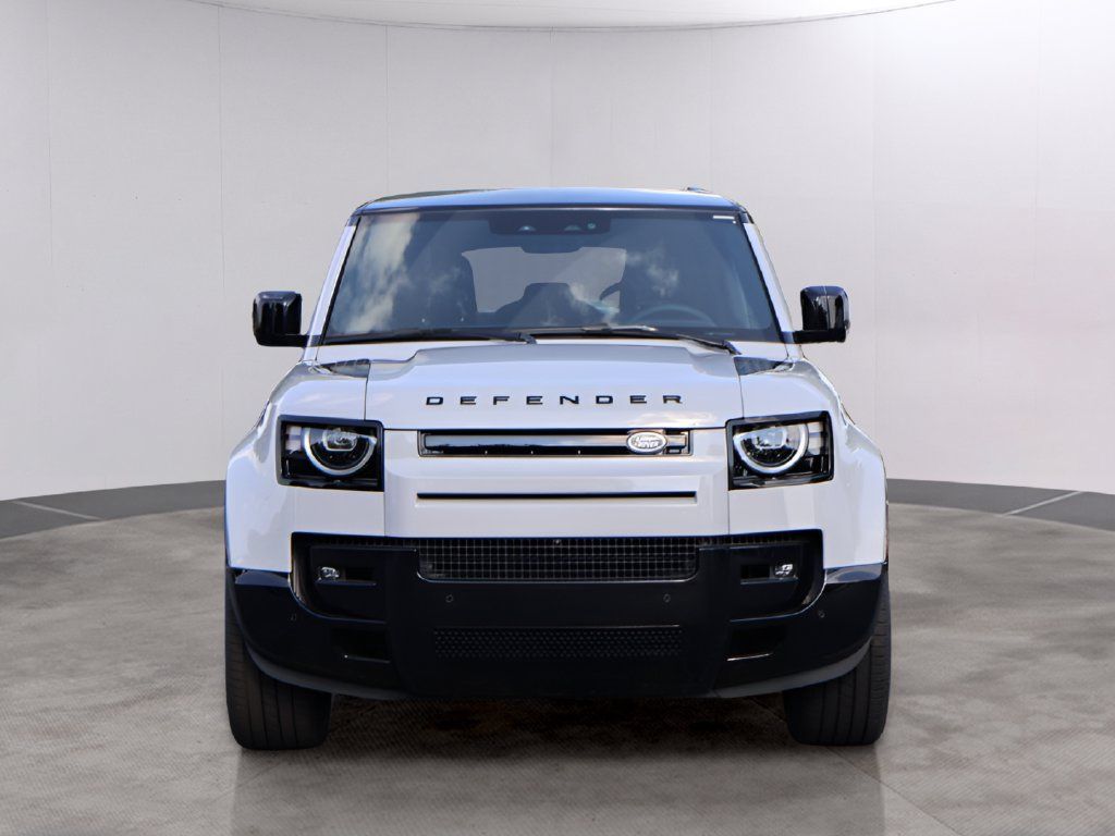 New 2026 Land Rover Defender 110 X-Dynamic SE AWD/4WD image 2