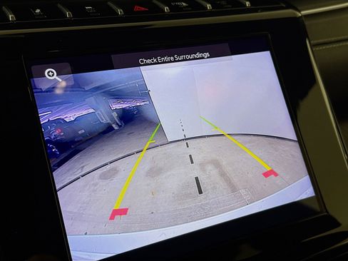 Used 2024 Jeep Grand Cherokee Altitude image 14