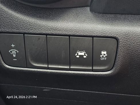 Used 2019 Hyundai Kona SE w/ Cargo Package FWD image 28