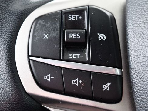 Used 2022 Ford Explorer XLT w/ Equipment Group 202A image 32