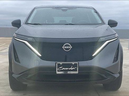 Used 2023 Nissan Ariya AWD image 3