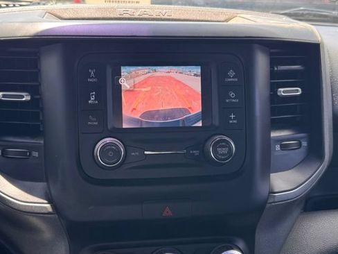 Used 2022 RAM 2500 Tradesman w/ Chrome Appearance Group AWD/4WD image 16