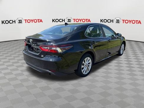 Used 2023 Toyota Camry LE AWD/4WD image 8