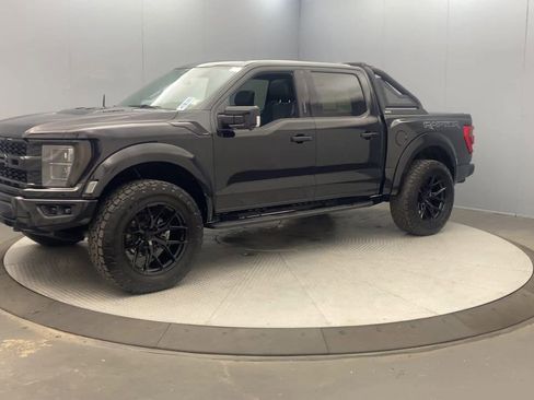 Used 2022 Ford F150 Raptor w/ Raptor 37 Performance Package AWD/4WD image 9