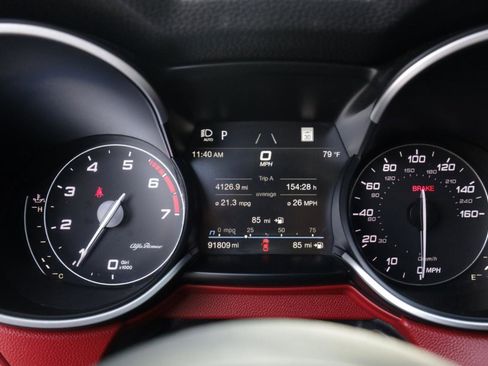 Used 2021 Alfa Romeo Stelvio Ti w/ Nero Edizione image 42